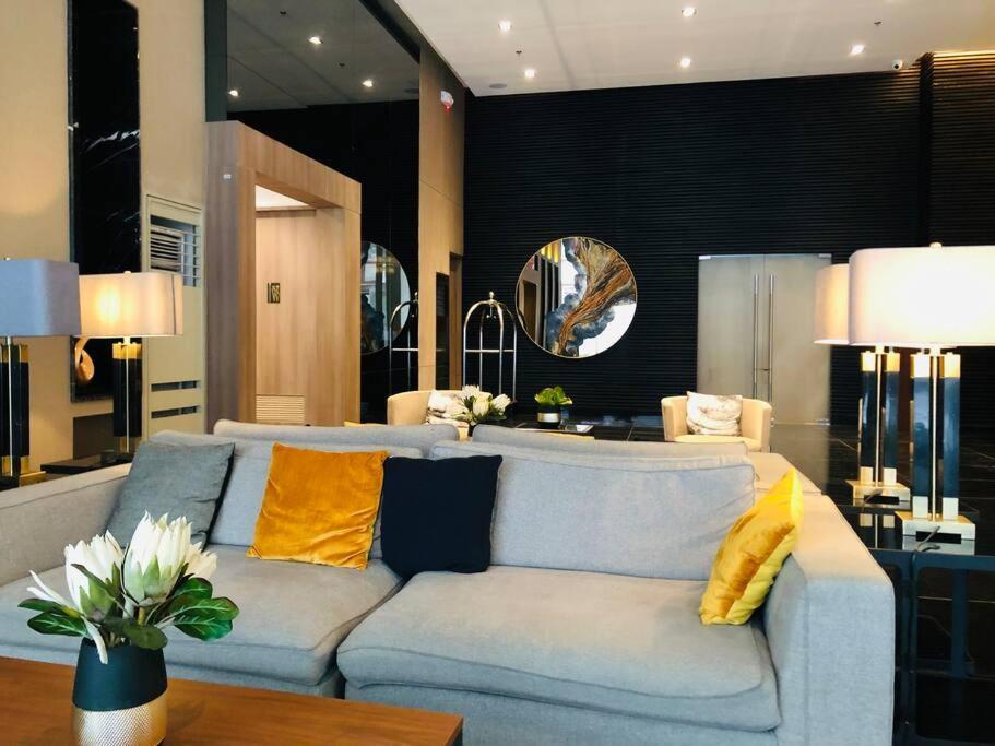 Air Residence 1Br With Balcony Free Netflix And Disney Plus Manila Zewnętrze zdjęcie